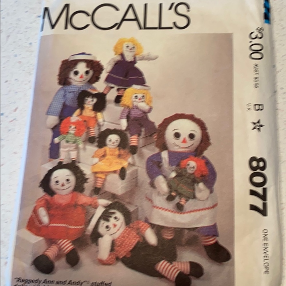 Raggedy Ann and Andy vintage pattern 1982